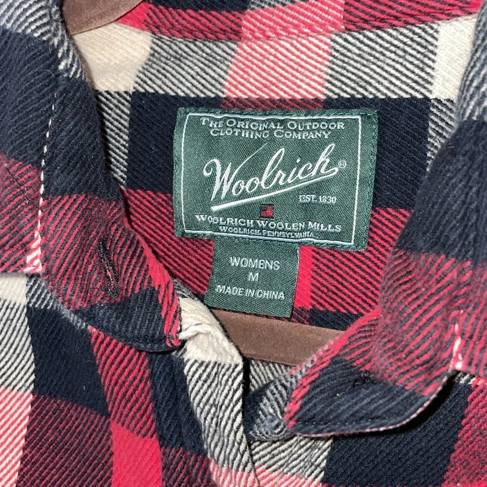 Woolrich Heavy Dty Red Black White Plaid Flannel Shirt Thick | Very Nice Women M